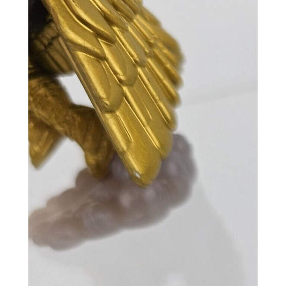 Funko Mystery Minis DC Comics Wonder Woman 1984 Gold Flying Pose Vinyl Figure 3" - Picture 4 of 11